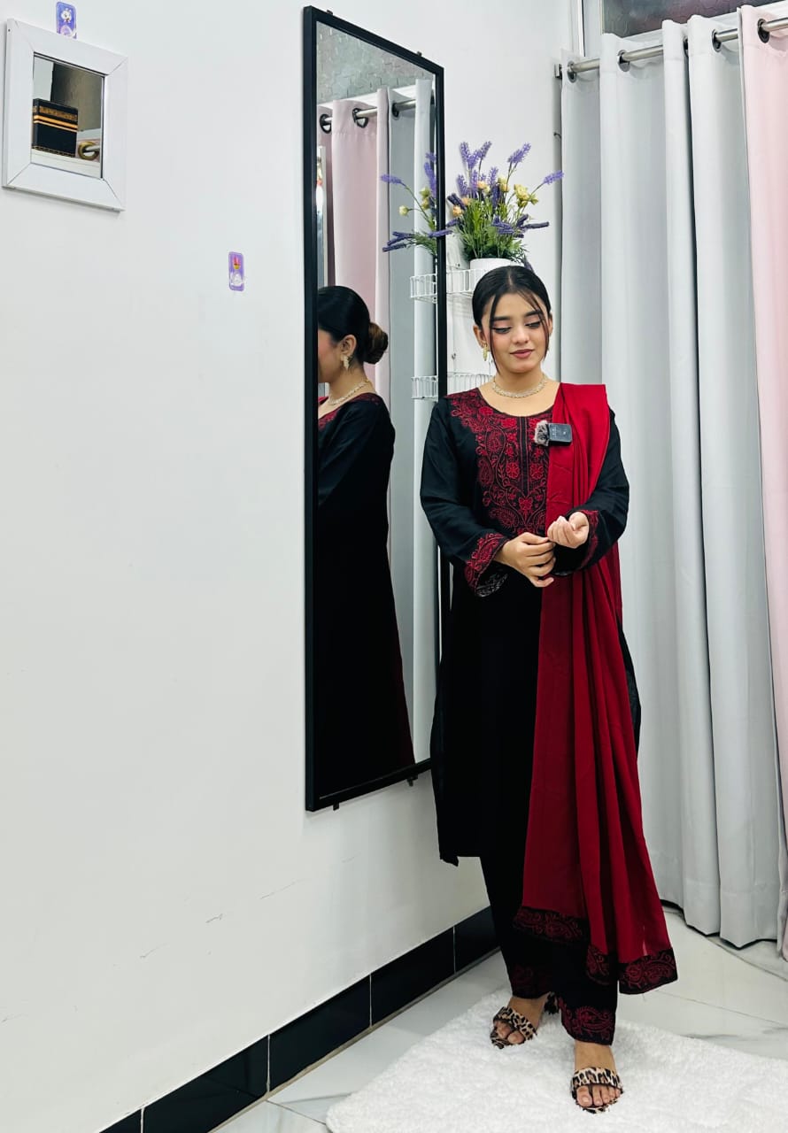 Sequence Embroidery Three Piece